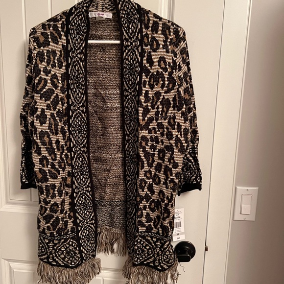 Animal print sweater size 1X - Picture 2 of 8